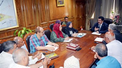 محافظ القليوبية يجتمع لإنهاء المشاكل التي تعوق افتتاح 26 مدرسة