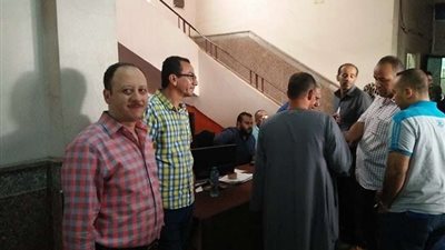 إقبالاً كبيرًا على انتخابات الغرفة التجارية ببني سويف وسط إشراف قضائي