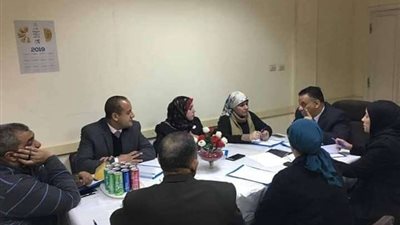 لجنة اختيار الأم المثالية بالمنيا تجتمع لترشيح الأسماء لوزارة التضامن