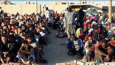 السلطات الإندونيسية تنقذ 252 مهاجر من بنجلاديش على وشك الموت