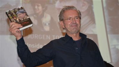 إصابة الناشر الألماني 