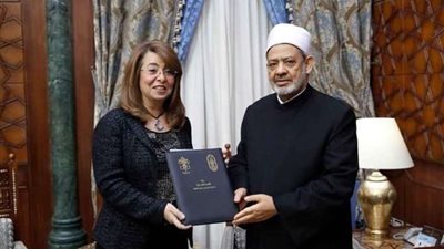 شيخ الأزهر يبحث مع وزيرة التضامن الاجتماعي سبل التعاون المشترك