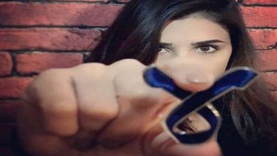 الفنانة مي عمر تشارك في حملة 