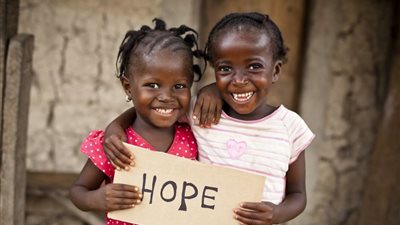 في يومهم العالمي.. الطفل الأفريقي الأكثر تعرضاً للخطر