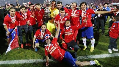 تشيلي تدافع عن لقبها أمام اليابان في ختام الجولة الأولى بـ 