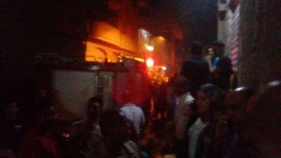 النيران تلتهم طفلة وتصُيب والدها بحروق في سوهاج