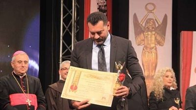 بالفيديو.. عمرو يوسف يعلق على تكريمه بالمركز الكاثوليكي