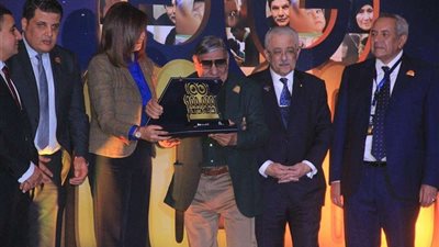 تكريم عدد من النجوم في مبادرة 