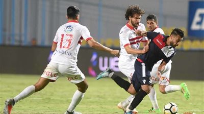 التعادل السلبي يحكم الشوط الأول بين الزمالك والنجوم