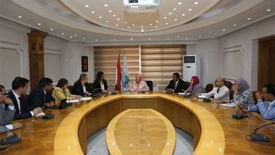وزيرة البيئة تناقش إدارة المخلفات الصلبة مع وفد البنك الدولي