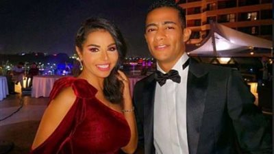 شاهد.. نسرين أمين ومحمد رمضان في كواليس 