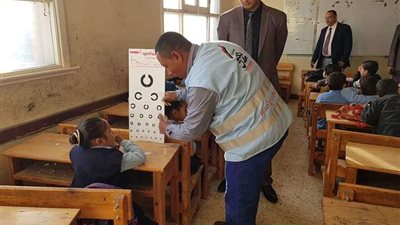 الكشف على 1500 مريض ضمن قوافل الشباب والرياضة بالمنيا