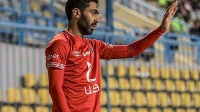 حسين الشحات يساند المنتخب قبل مواجهة زيمبابوي