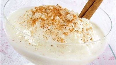 حلويات بلدنا اليوم.. طريقة عمل الأرز باللبن في المنزل