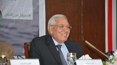 محافظ الدقهلية يتصل هاتفيّا بلاعب المنتخب الوطني قبل انطلاق بطولة إفريقيا