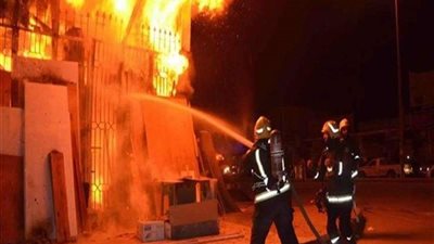السيطرة على حريق بمحلات في حدائق الأهرام