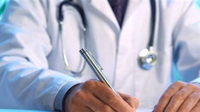 قبل خروجه للنور.. 10 معلومات عن قانون مزاولة مهنة الطب