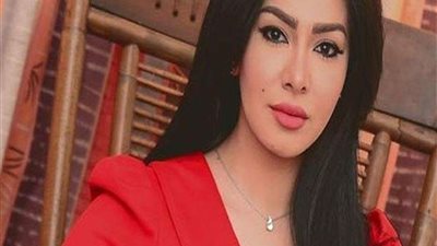 ميرهان حسين تغادر قسم الهرم بعد إنهاء إجراءات الإفراج عنها