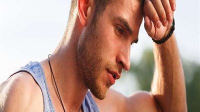 3 حيل تخلصك من عرق الصيف