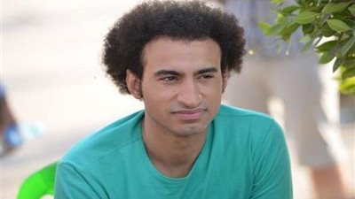 دمه خفيف وعسل وطيب.. وصلة مدح بين بشرى وعلى ربيع