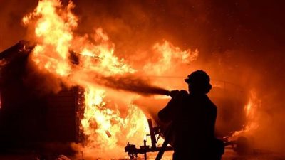 ماس كهربائي سبب اندلاع حريق في محلات حدائق الأهرام