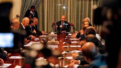 رئيس الوزراء الأردني يبحث مع البنك الدولي دعم جهود التنمية في المملكة