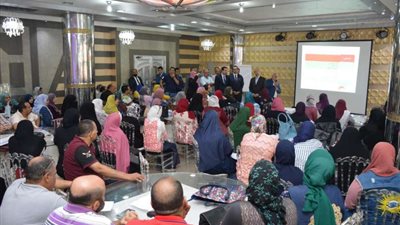 محافظ بورسعيد يفتتح دورة تأهيل العاملين بالمحليات لمنظومة التحول الرقمي