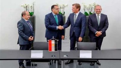 مرسيدس: نقدم قطاعا عريضا من وسائل التنقل في مصر