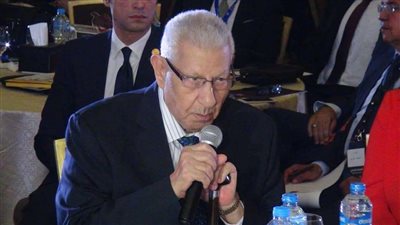 مكرم محمد أحمد: لا يمكن إجراء إصلاح إداري بدون إصلاح اقتصادي