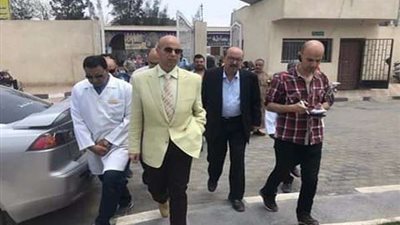 وكيل صحة الشرقية يتفقد مستشفى القنايات المركزي