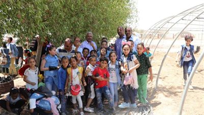 طلاب الوادي الجديد يشاركون بمعسكر زراعة 