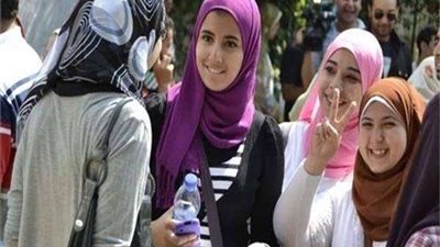 طالبة ثانوي تحاول الانتحار أثناء الامتحان في الشرقية