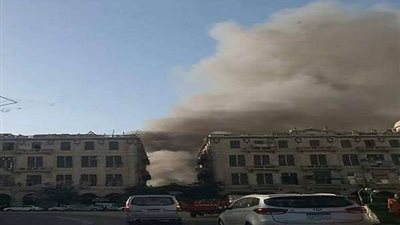 بالصور.. التهام عددًا من الباكيات في حريق العتبة دون وقوع إصابات