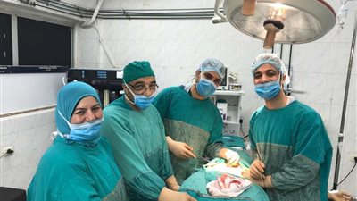 استئصال ورم 10 كيلو جرام من سيدة بـ 