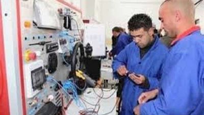 لتوفير فرص عمل.. الدولة تتبني مبادرات الرئيس لتشغيل الشباب