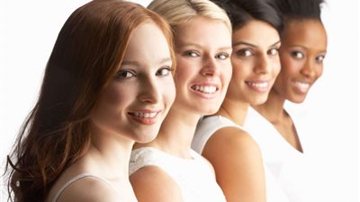 حوار.. خبير تجميل يكشف العلاج السحري لمشاكل البشرة والشعر