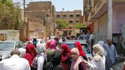 طلاب الثانوية العامة بالقليوبية: امتحان التفاضل لا يتناسب مع الوقت