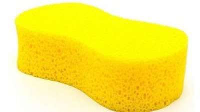 ابتكار اسفنجة قادرة على إزالة الوقود من الماء