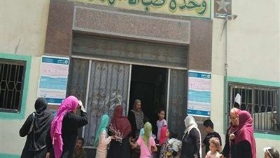 الكشف على 1917 مريضًا خلال قافلة طبية بقرية عرب درويش بالشرقية