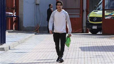 مصطفى شوبير يكتفي بجلسة في 