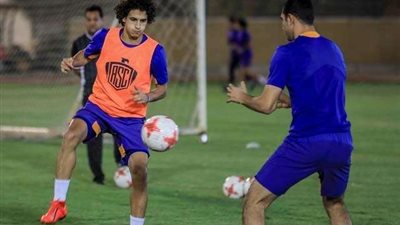 تدريبات خاصة للاعبي الأهلي في المران المسائي