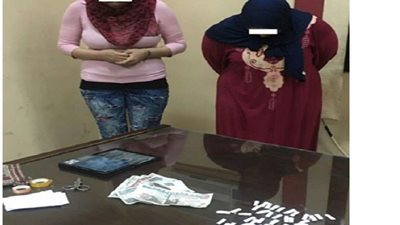 ضبط سيدتين لسرقتهما شقة جارتهما في حدائق القبة