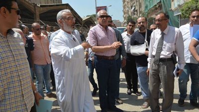 مُحذرًا من كارثة.. محافظ الجيزة يتفقد المبنى المتصدع بشارع المحولات بالعمرانية