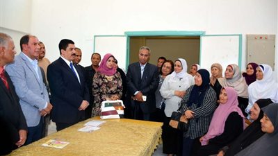 محافظ القليوبية يتفقد أعمال مبادرة دعم صحة المرأة بالوحدة الصحية ببقيرة