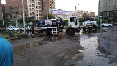 محافظ بني سويف يتابع أعمال إصلاح كسر مفاجئ لخط المياه بشارع 23 يوليو