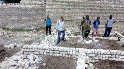 إيقاف أعمال بناء برج سكني ورفع 10 طن مخلفات مباني بالمنيا