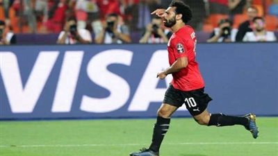 ضياء السيد: صلاح مركز في البطولة ولا ينشغل بما يُقال عليه