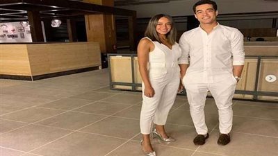 بالأبيض.. أحدث جلسة تصوير تجمع بين خالد أنور وهند عبدالحليم