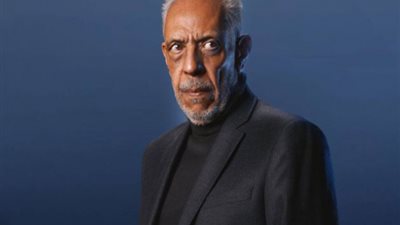 نبيل الحلفاوي يبرئ الفنانين من هزيمة المنتخب