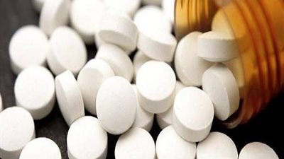 احذر.. طبيبة تكشف خطورة المسكنات على الصحة